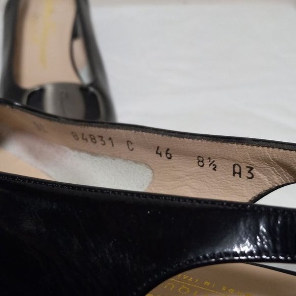 Salvatore Ferragamo Boutique Leather Slingback Block Heel Shoes Black Sz 8.5 3A - Picture 9 of 14